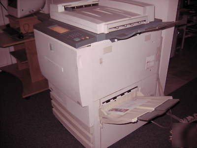 Xerox docucolorâ„¢ 12 color copier w/splash G640