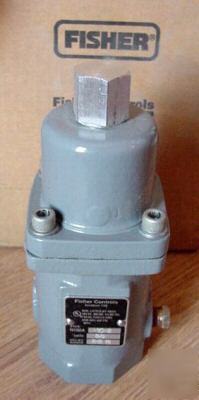 Fisher controls N100A-10-2 * 1 1/4â€ fnpt bypass valve 