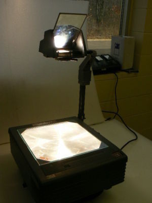 3M 9550 portable overhead projector w/high-low lamp