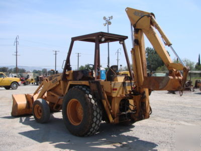 1988 case 480E loader backhoe