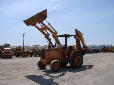 1988 case 480E loader backhoe