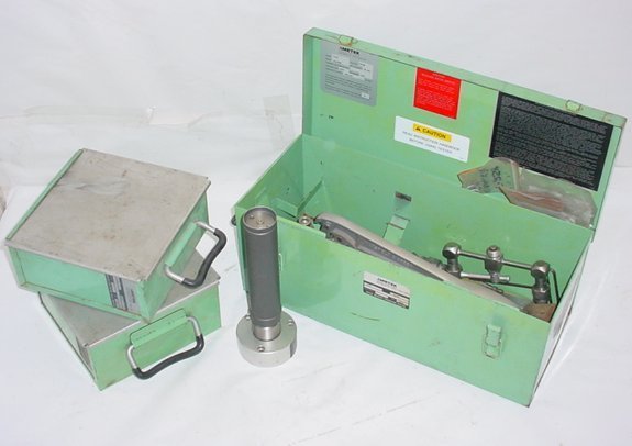 Ametek t-20 dead weight tester pump set + weights