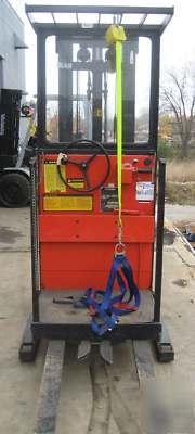 Bt-prime mover-1250 lb capacity fork lift forklift