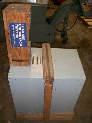 Complete system 40FT ge busway, plugs 3PH 4-wire 600A 