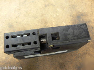 Schmersal AZM160-22YP safety interlock switch 