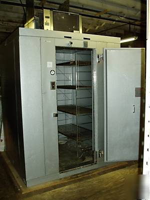182 cu ft step-in storage freezer