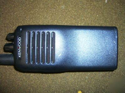 Kenwood tk-260G vhf 140-175 mhz 8 ch portable radio ht