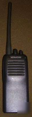 Kenwood tk-260G vhf 140-175 mhz 8 ch portable radio ht