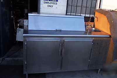 Sandwich prep table and sink combo, 115 volts