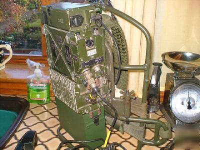 Clansman military PRC352 l/rover full clip in assembly
