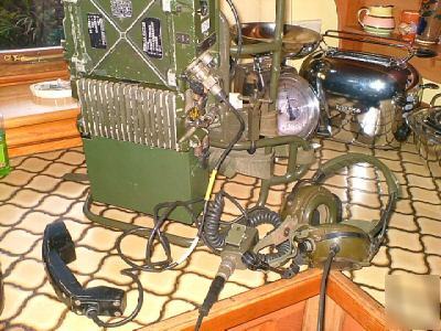 Clansman military PRC352 l/rover full clip in assembly