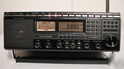 Magnavox D2999 shortwave am fm radio *collector's cond*