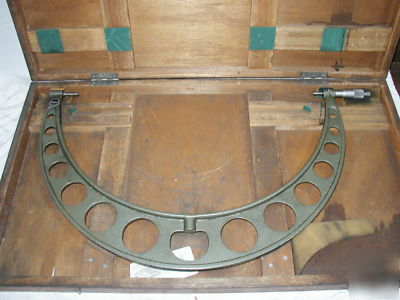 Mitutoyo 20-21 inch micrometer. with case 
