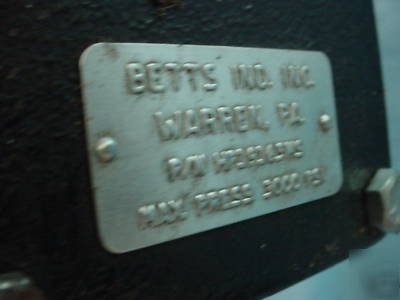 Betts hydraulic pump 3000 psi HP46982 bench mount crimp