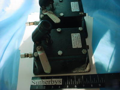 Betts hydraulic pump 3000 psi HP46982 bench mount crimp