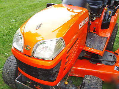 Kubota BX2350 hst 4X4 with 5' mowerdeck 23HP diesel