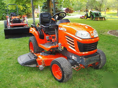 Kubota BX2350 hst 4X4 with 5' mowerdeck 23HP diesel