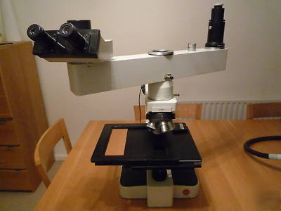 Leitz metalloplan largefield metallographic microscope