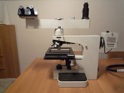 Leitz metalloplan largefield metallographic microscope