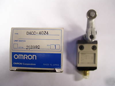 New omron limit switch D4CC-4024 in box
