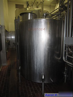 Used-tank, 1,100 gallon, stainless steel, 66