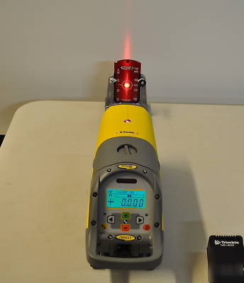 New * * trimble DG511 pipe laser system complete w/trivet