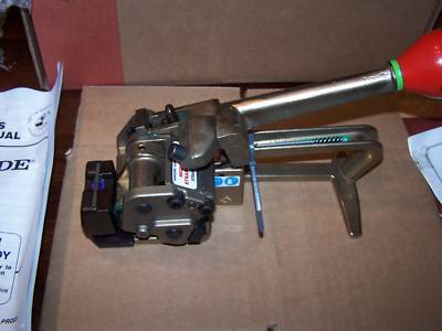 Signode ptc- 16 plastic strapping tool and sealer