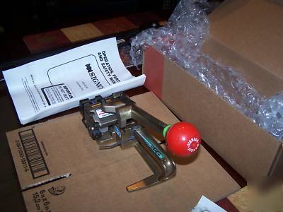 Signode ptc- 16 plastic strapping tool and sealer