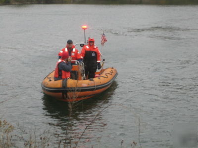Whelen led public safety light, uscg aux, marine towing