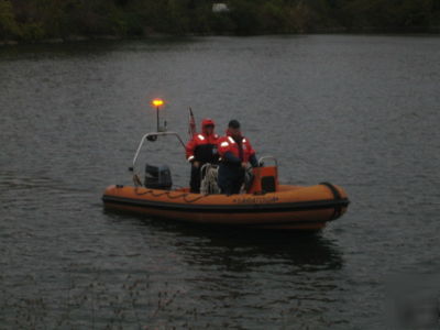 Whelen led public safety light, uscg aux, marine towing