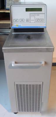 Vwr scientific 1166 heated / refrigerated circulator ++