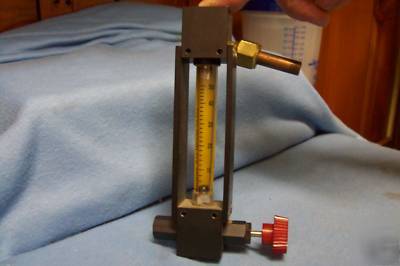 Matheson 0-50 flowmeter model: 220E metering valve used
