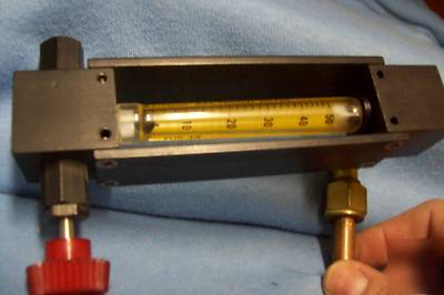 Matheson 0-50 flowmeter model: 220E metering valve used
