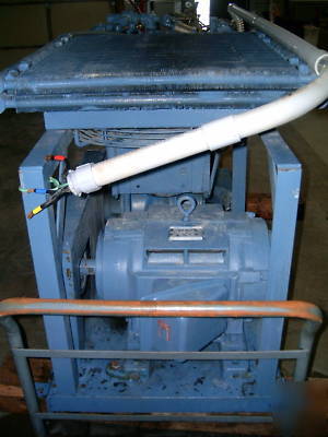 Quincy rotary screw compressor - 30HP - 342 hours 