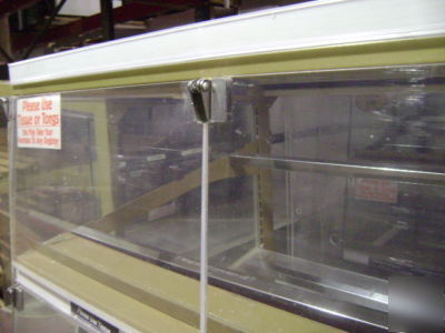 Structural concepts doughnut case, dry bakery case 