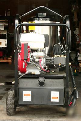 Pressure washer, hot water, honda 13HP, 4000 psi, 4 gpm