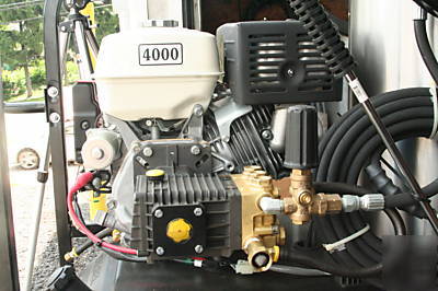 Pressure washer, hot water, honda 13HP, 4000 psi, 4 gpm