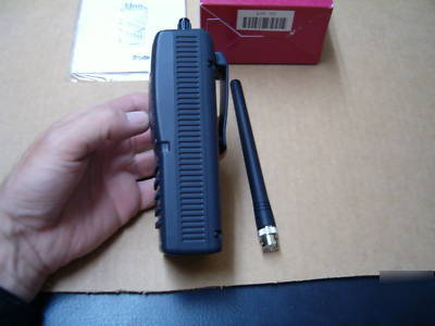 Radio shack 20-309 pro-60 200 ch portable scanner