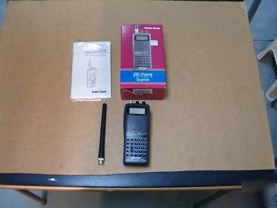 Radio shack 20-309 pro-60 200 ch portable scanner
