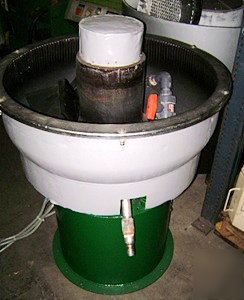 Sweco model FM3HA batch type vibratory tumbler/finisher