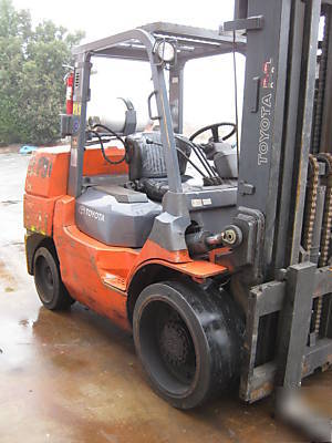 Toyota 15000 lb capacity forklift lp gas