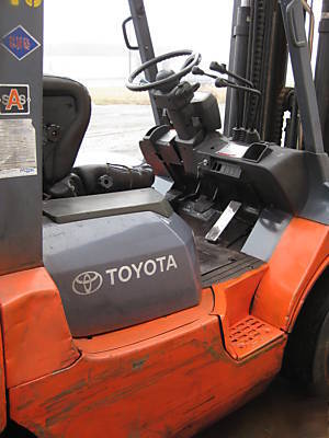 Toyota 15000 lb capacity forklift lp gas