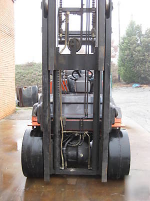 Toyota 15000 lb capacity forklift lp gas