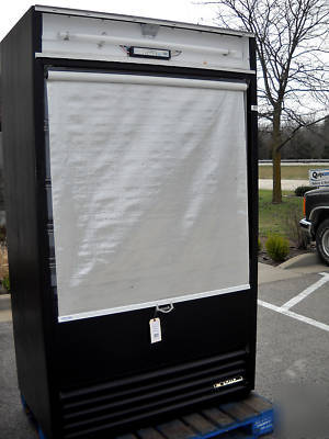 True open front refrigerated merchandiser model tac-48