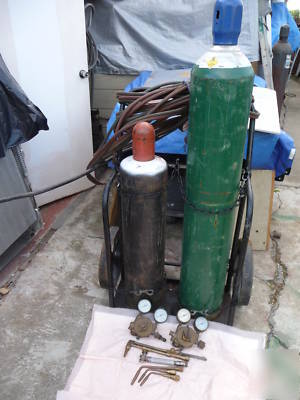 Welding tank airgas oxygen and acetylene w/ accessories