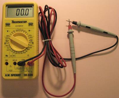 Sperry dm-8400 techmaster multimeter w/ hp leads 