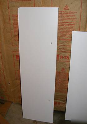 Commercial retail shelf shelving white 24X14 slotted S2