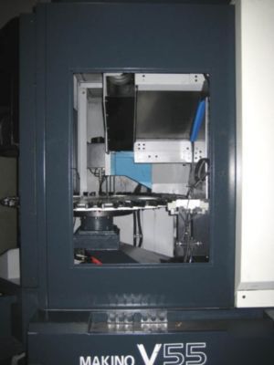 Makino v-55 cnc vertical machining center