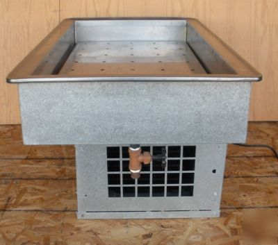 Atlas metal wcm-3 remote refrigerated drop-in cabinet