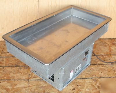 Atlas metal wcm-3 remote refrigerated drop-in cabinet